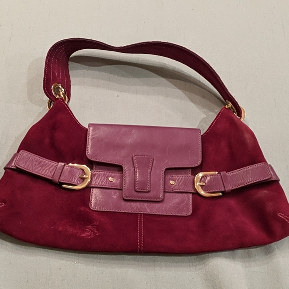 BANANA REPUBLIC MAGENTA LEATHER AND SUEDE HOBO BAG - Picture 1 of 16
